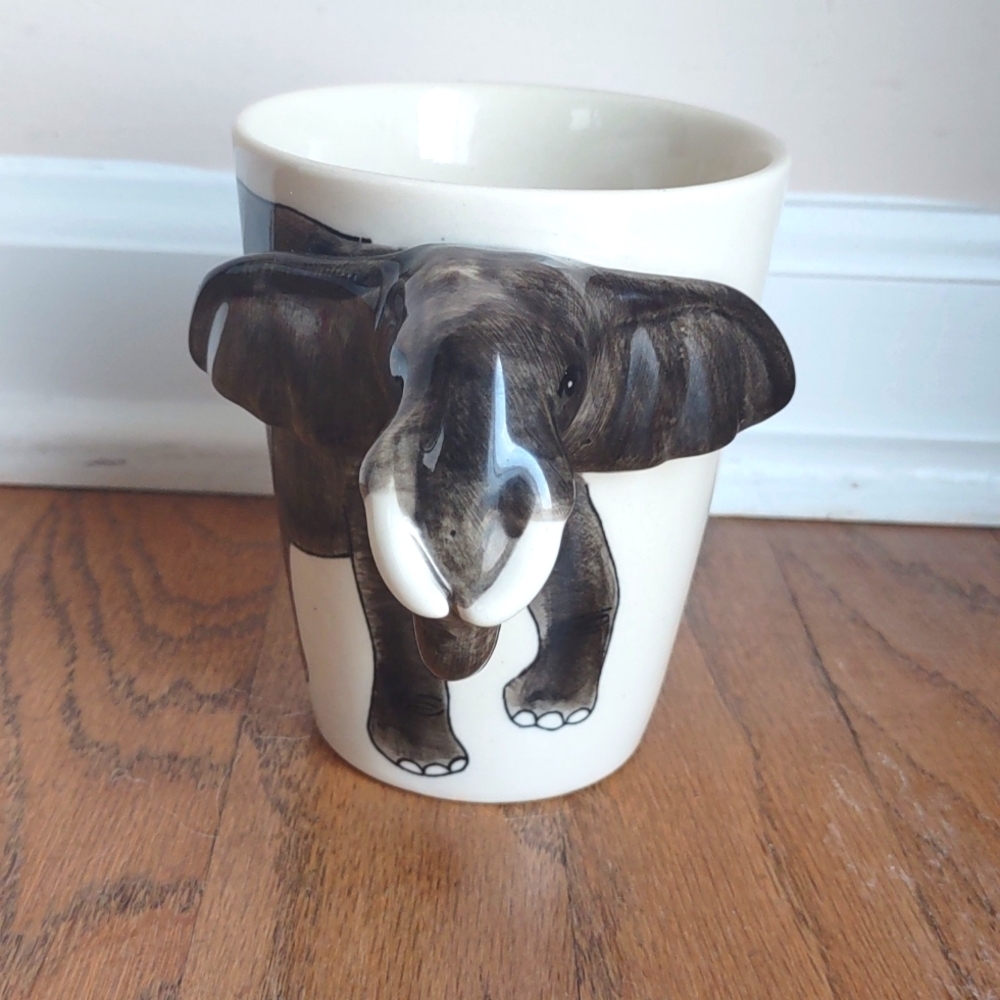 World Market 3D Elephant mug - Picture 2 of 6